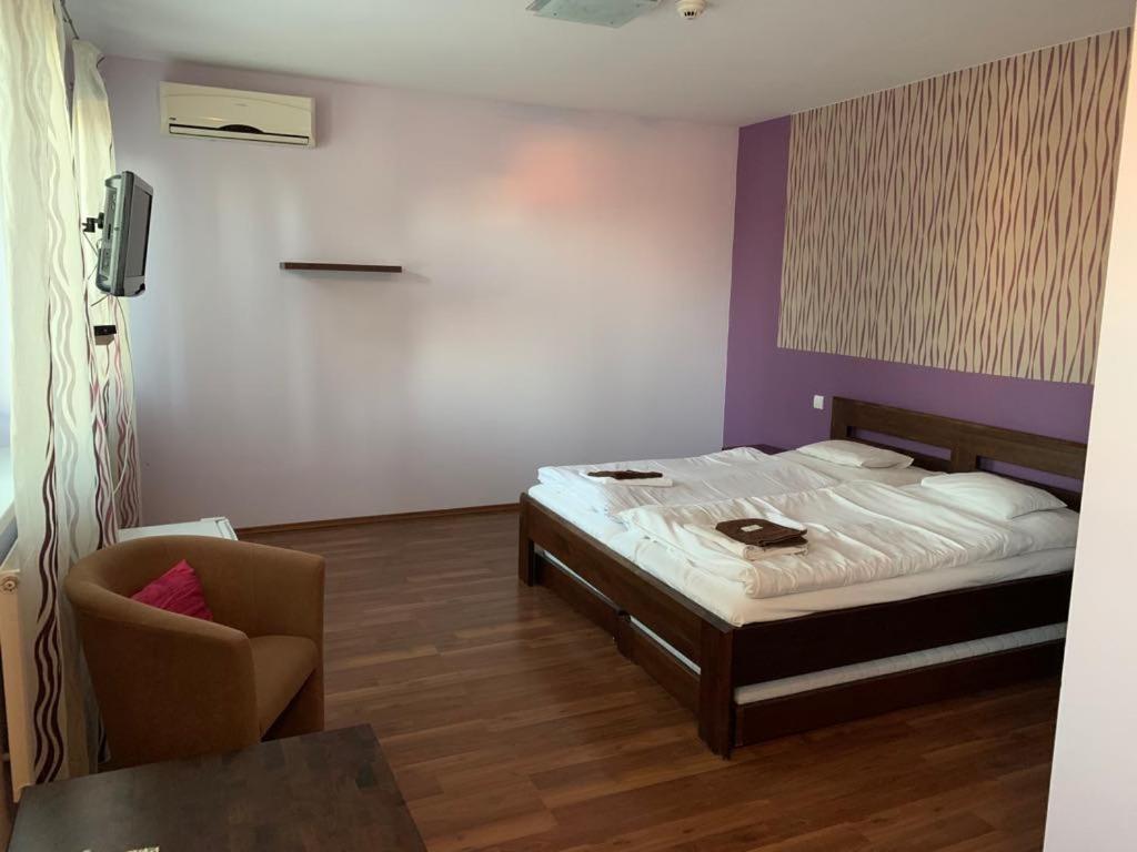 Mlyn Penzion & Wellness Radvan nad Dunajom ภายนอก รูปภาพ